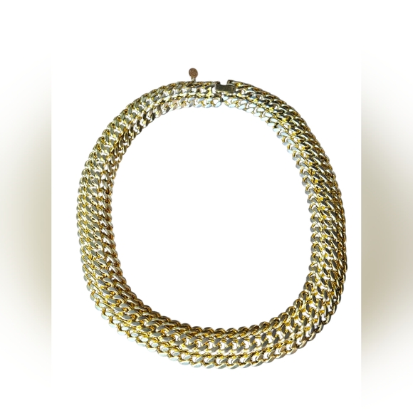 Vintage Gold Tone Elegant Chunky Statment  Chain Necklace. - Picture 1 of 7